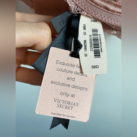 BNWT Designer Collection Victoria’s Secret Lace and Beaded Unlined Bra - Picture 5 of 5